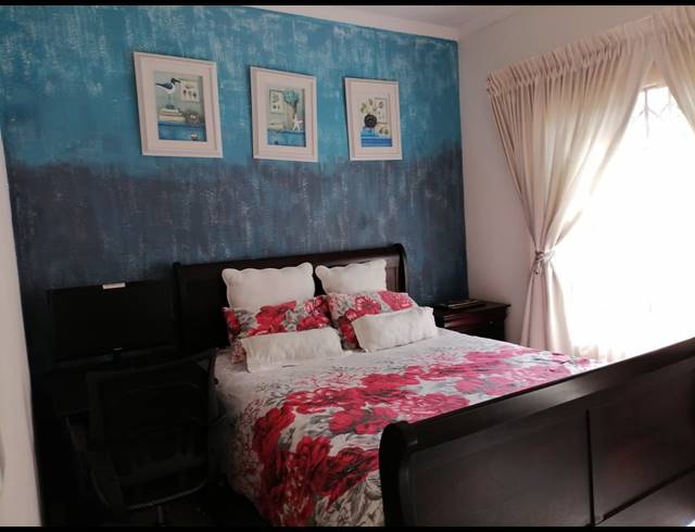 2 BEDROOM TOWNHOUSE FOR SALE IN MOHLAKENG
